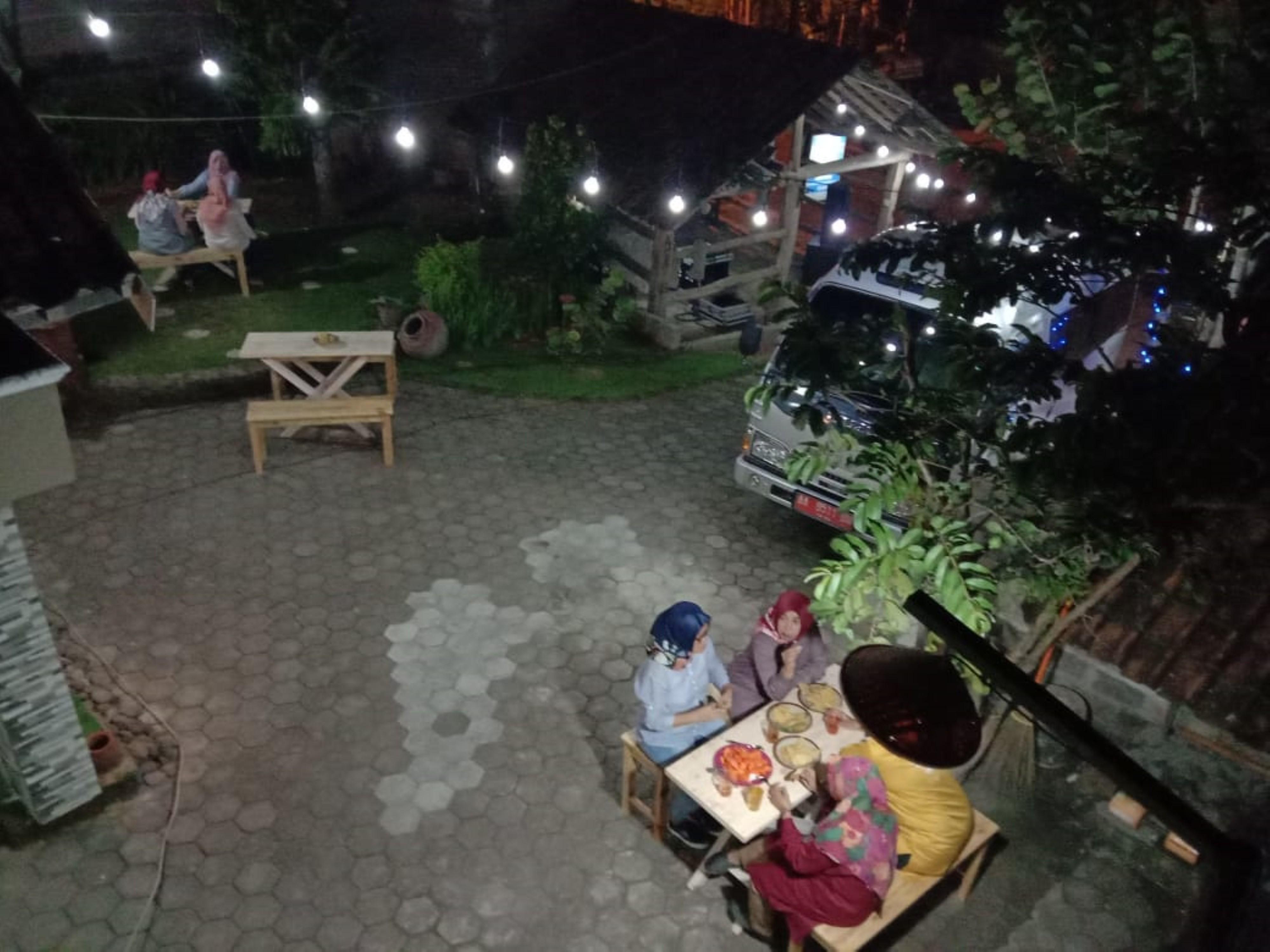 Penginapan Rudi Syariah Bantul Exteriér fotografie
